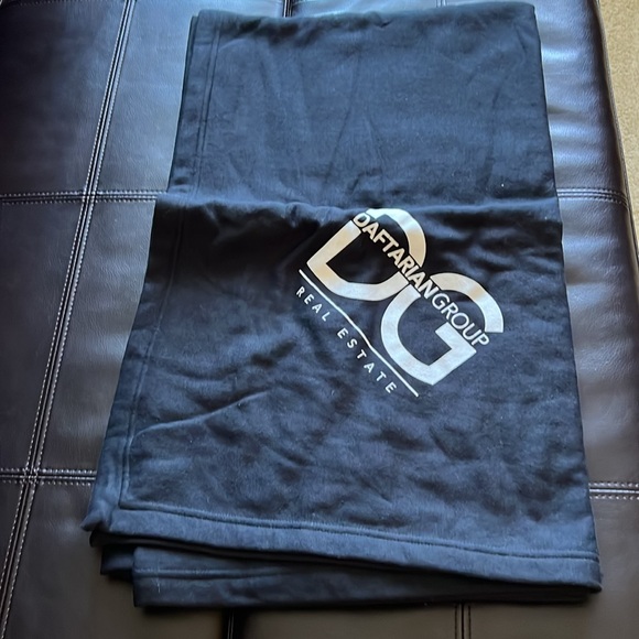 Blanket- Throw Blanket Gray Color, "Daftarian Group" 50/50 Cotton/Polyester NWOT - Picture 3 of 8